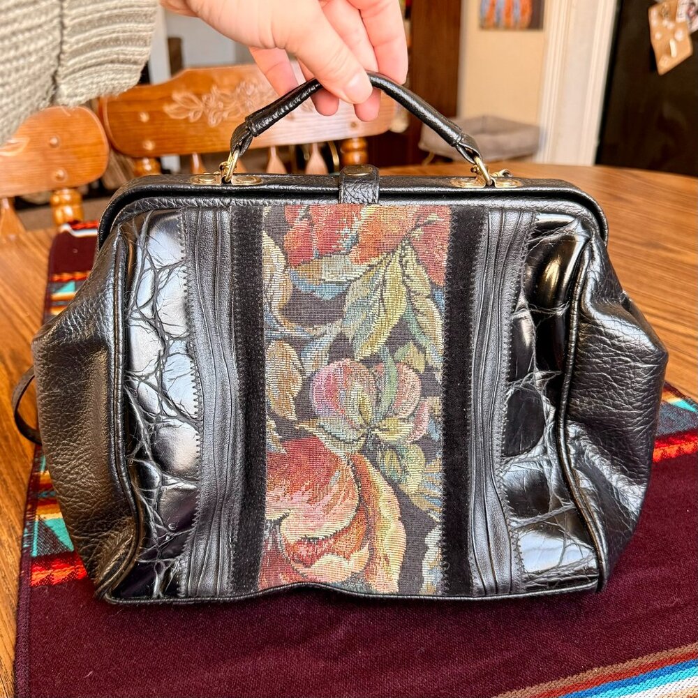 Vintage 80s Bonjour Hangbag w/Black Textured Leather and Inlaid Floral Tapestry